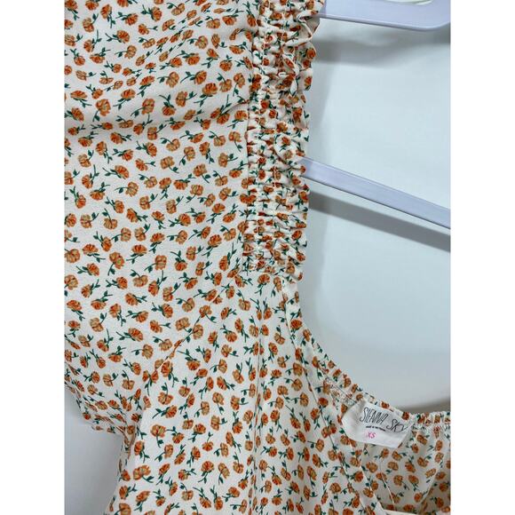 Sienna Sky Womens Floral Flowy Peasant Sleeve Blouse Shirt Top NEW Size XS - Picture 4 of 10